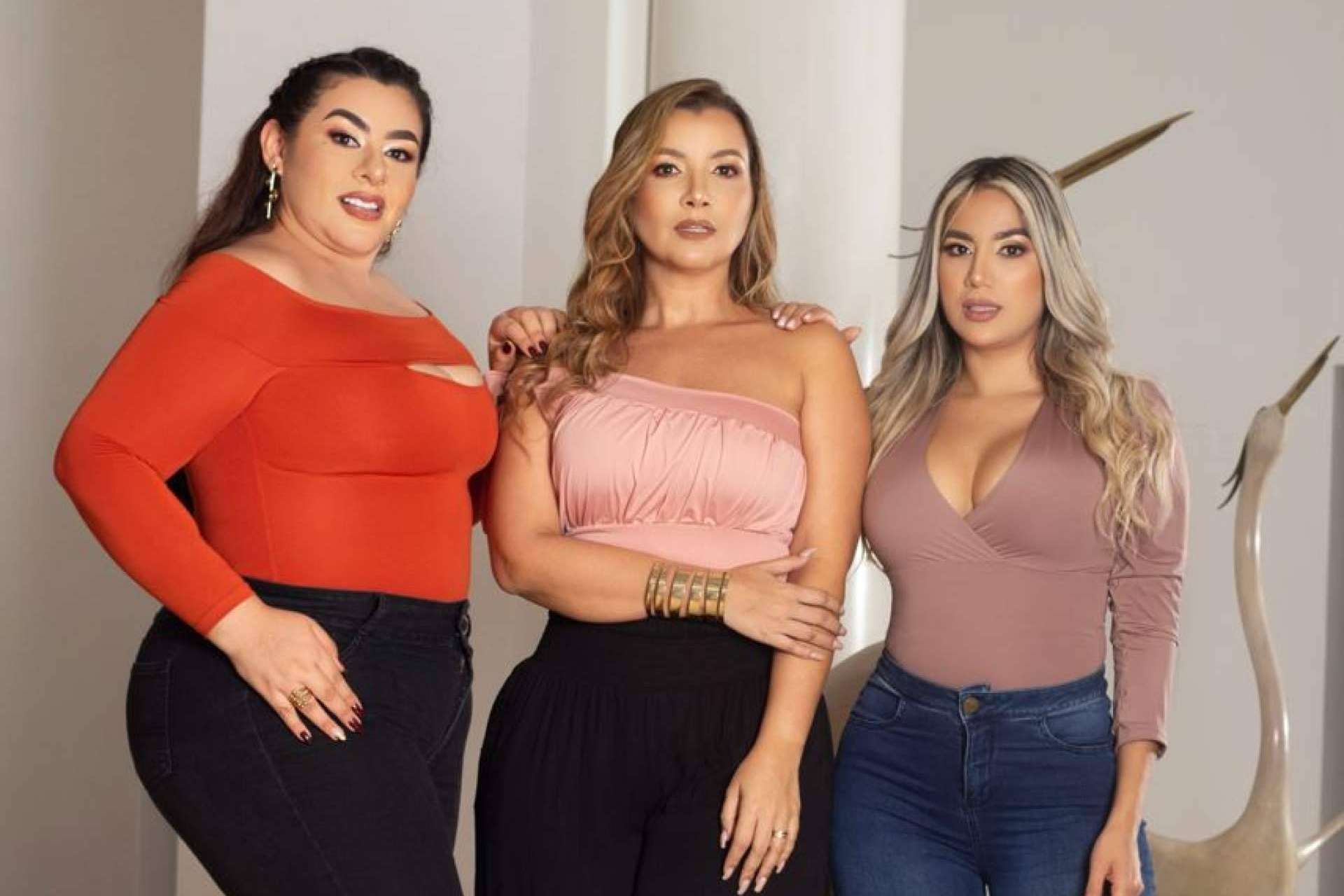 Bocali presenta su línea de Bodys Control Abdomen